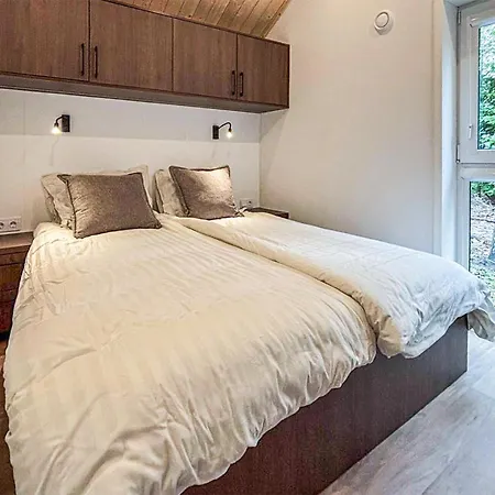 Dom wakacyjny 3 Bedroom Lovely In Oud Gastel *