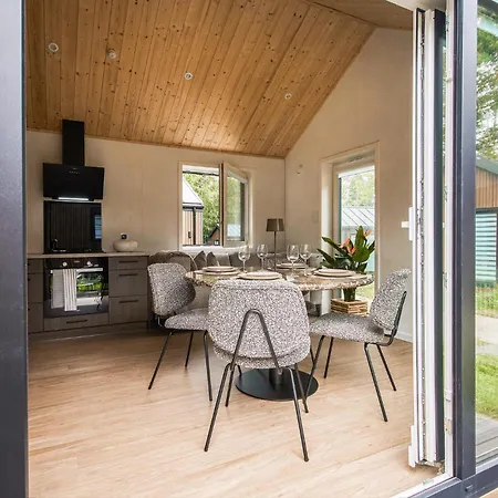 Dom wakacyjny 3 Bedroom Lovely In Oud Gastel *