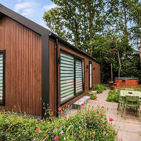3 Bedroom Lovely In Oud Gastel * Oud-Gastel